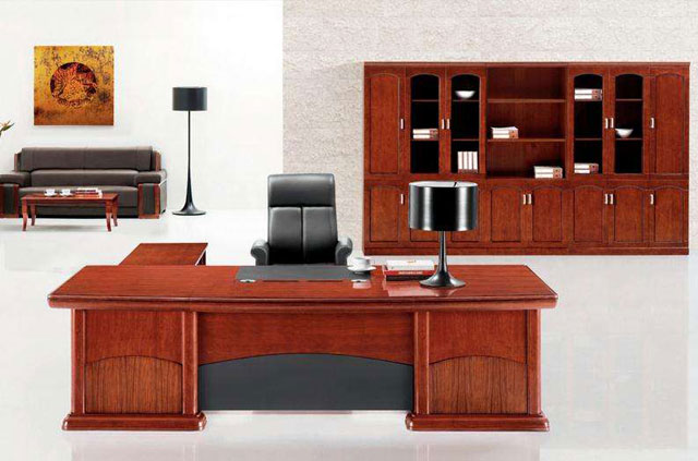 办公家具购买成品好还是选择定制家具？